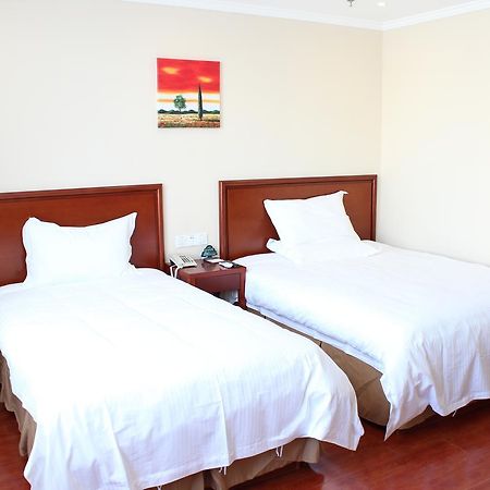 Greentree Inn Shanghai Songjiang University City New Songjiang Road Express Hotel Екстериор снимка