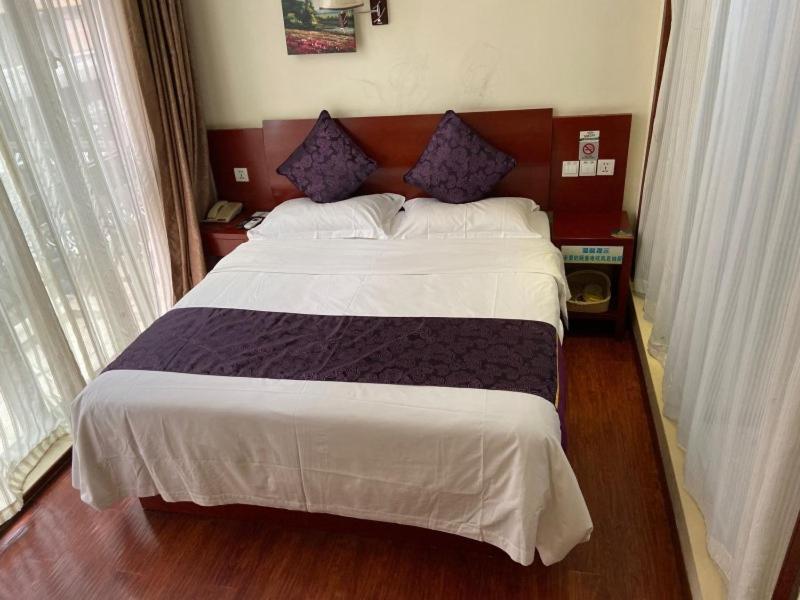 Greentree Inn Shanghai Songjiang University City New Songjiang Road Express Hotel Екстериор снимка