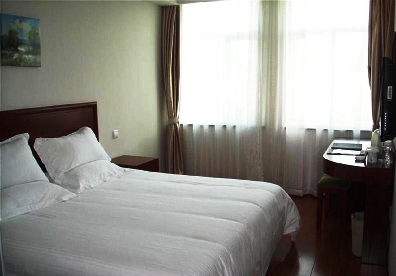 Greentree Inn Shanghai Songjiang University City New Songjiang Road Express Hotel Екстериор снимка